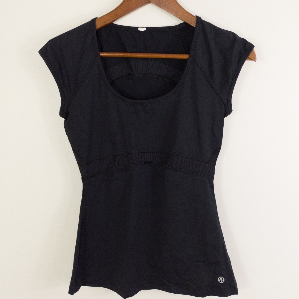 lululemon athletica Black Scoop Neck Cap Sleeve Top